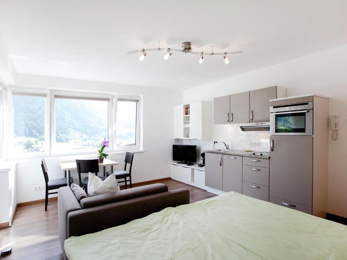 Apartment With Terrace In Kaprun Salzburg Exterior photo